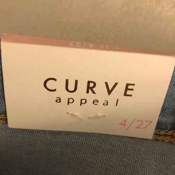 Ladies shorts by Curve Appeal - Picture 3 of 8